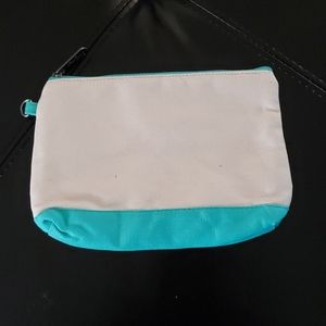 Thirty one mini zipper pouch
